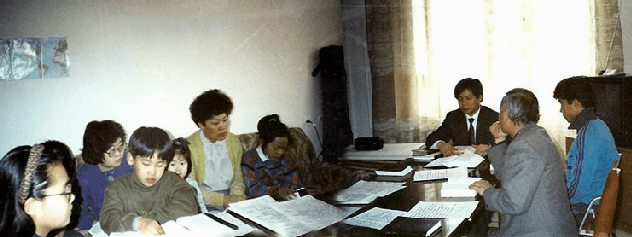 Архивное фото первых собраний